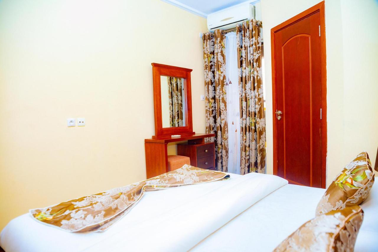 شقة Loumia Premium Bonapriso دوالا المظهر الخارجي الصورة
