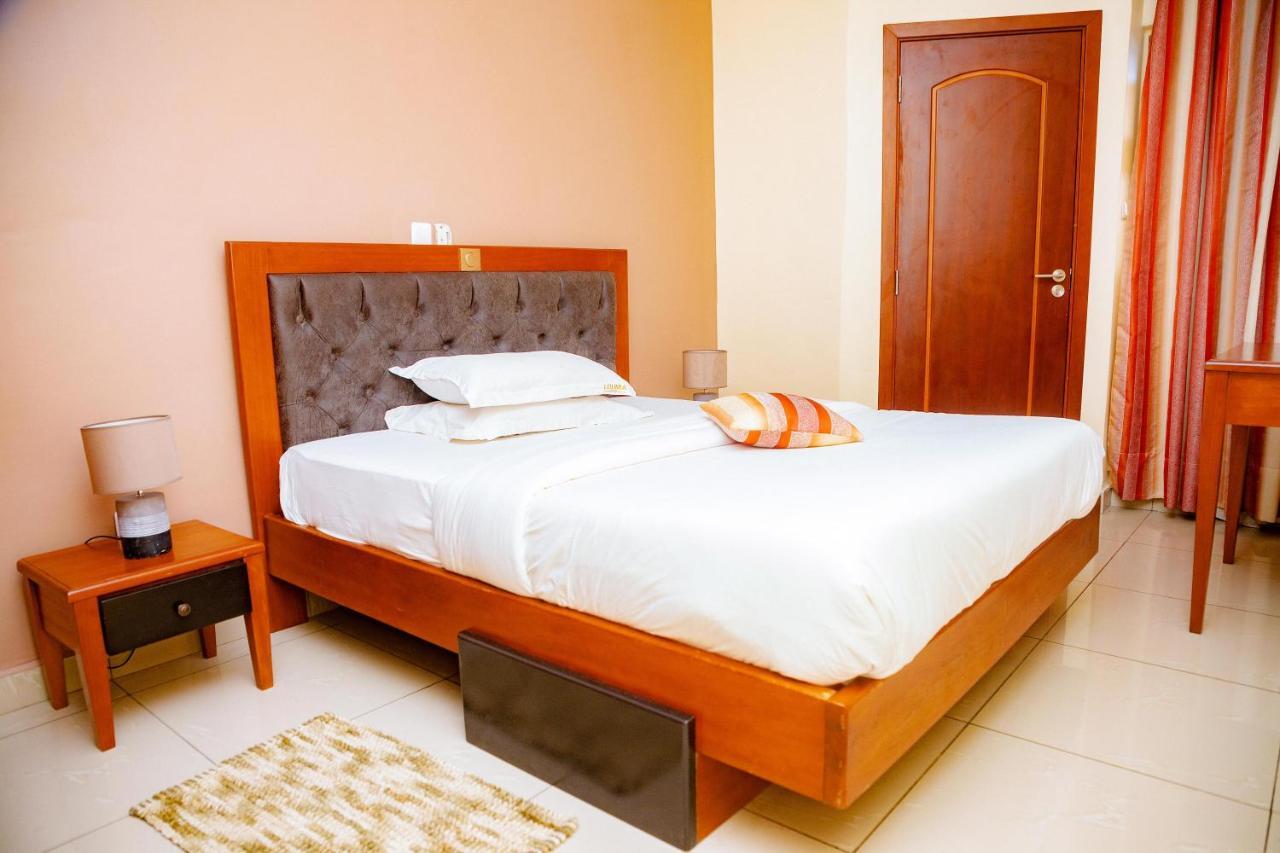 شقة Loumia Premium Bonapriso دوالا المظهر الخارجي الصورة