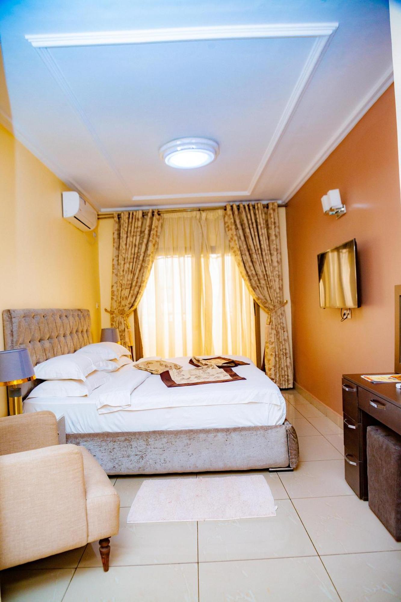 شقة Loumia Premium Bonapriso دوالا المظهر الخارجي الصورة